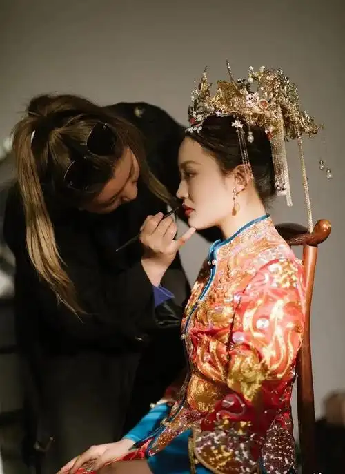 真正男子汉里面的王威班长结婚杨幂录制vcr祝福王威