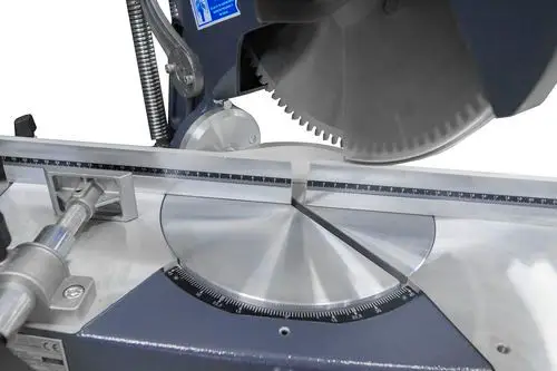 斜切锯 - betaplus - ozmachine - 木工 / 用于型材 / 用于管道