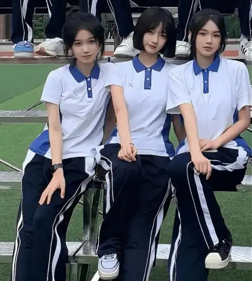 丝配短裙,清纯甜美让人心动,黑人外教却成关注重点_女生_校服_大部分