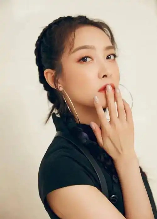 宋茜:从平凡到非凡,用梦想照_演艺_才华_表演