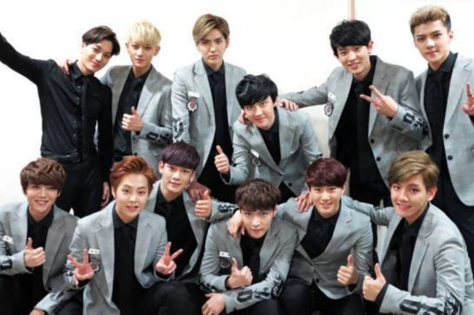 韩国推出两大"最丑男团"网友:简直太辣眼睛了!