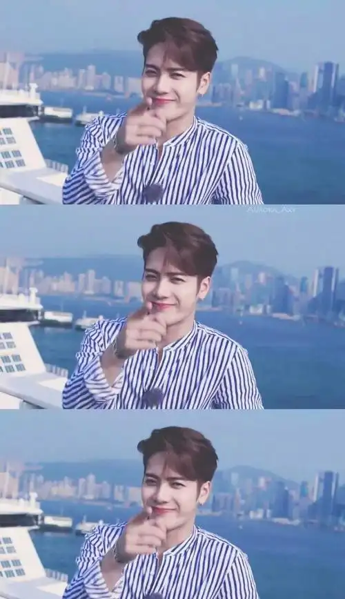 有没有王嘉尔可爱的当头像的那种照片鸭?