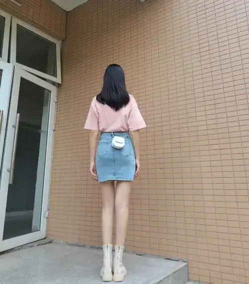 175的高个子女孩