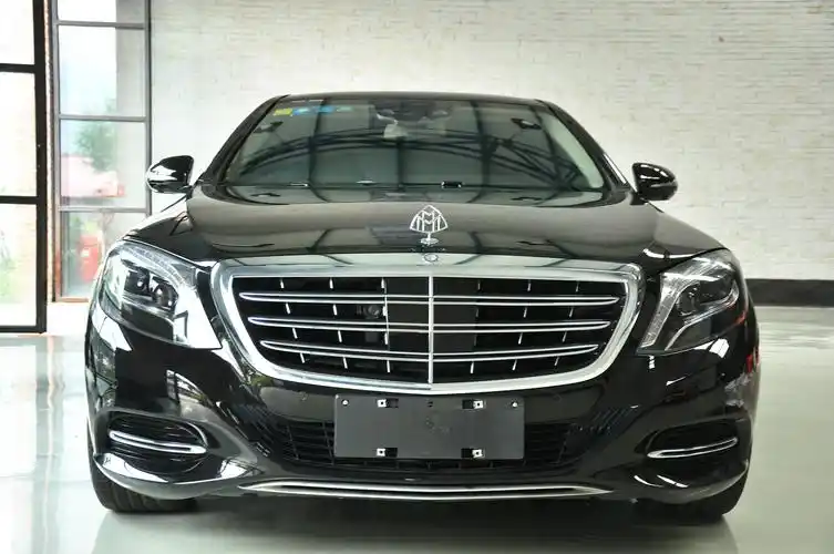 奔驰 迈巴赫s500 黑色