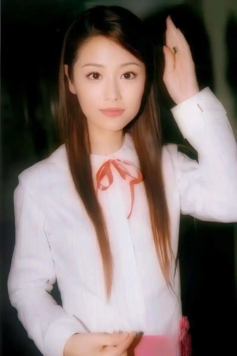 小时候的还珠格格,林心如还是很清纯的呢