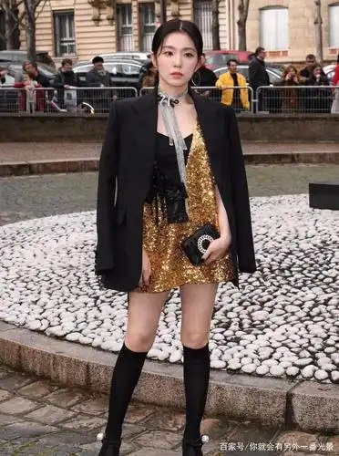 "南韩第一美人"裴珠泫高调亮相!157的气场穿搭真给小个子争气