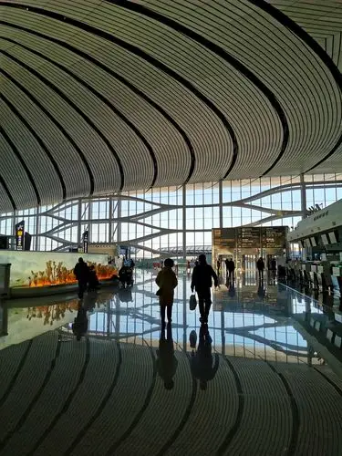 北京大兴国际机场航站楼一瞥