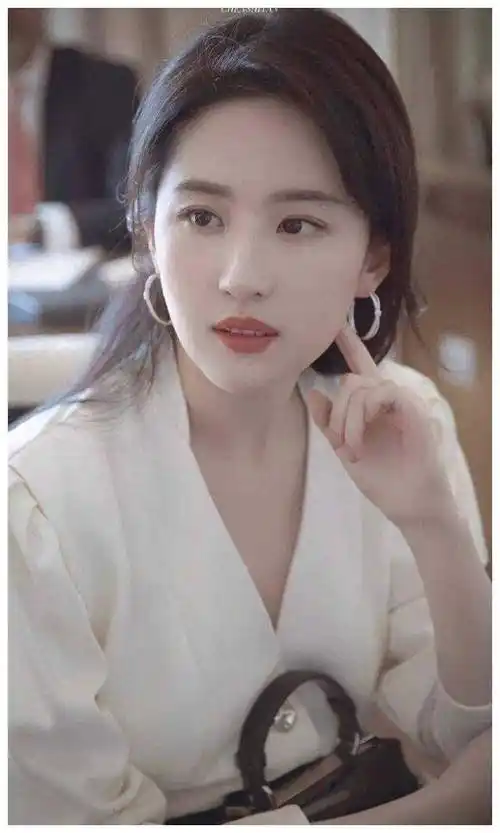 刘亦菲我家里最丑照片让我改变看法神仙颜值