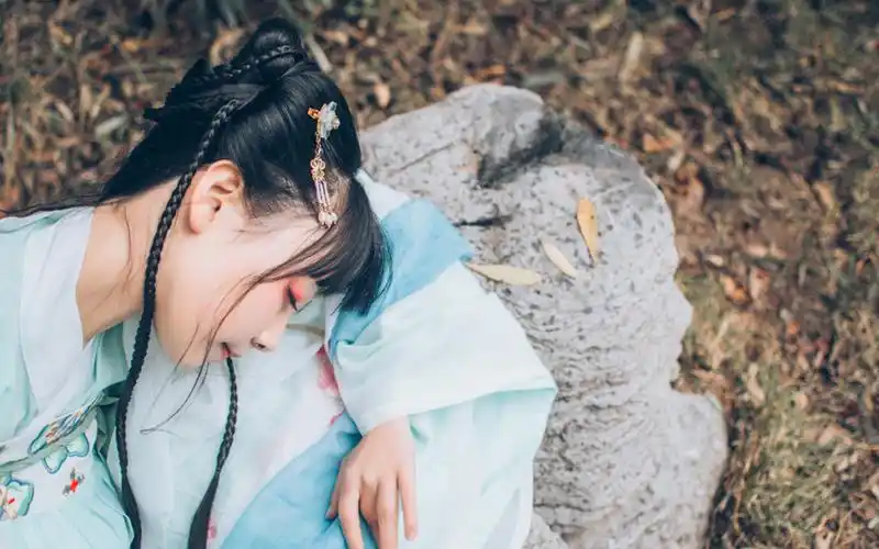 古装美女唯美写真高清图片桌面壁纸