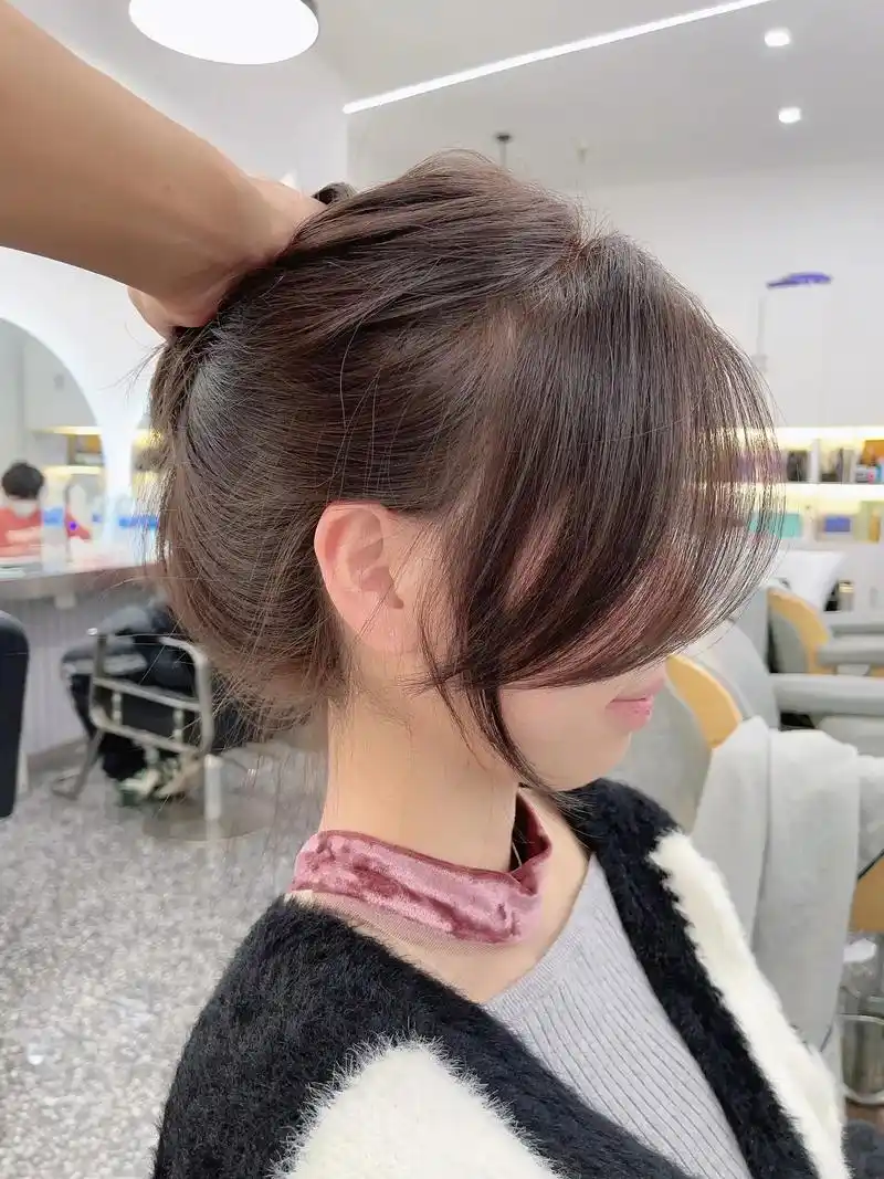 网红刘海女生减龄瘦脸八字刘海法式刘海