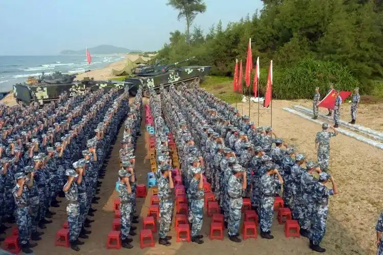建军节,水兵们这样庆生