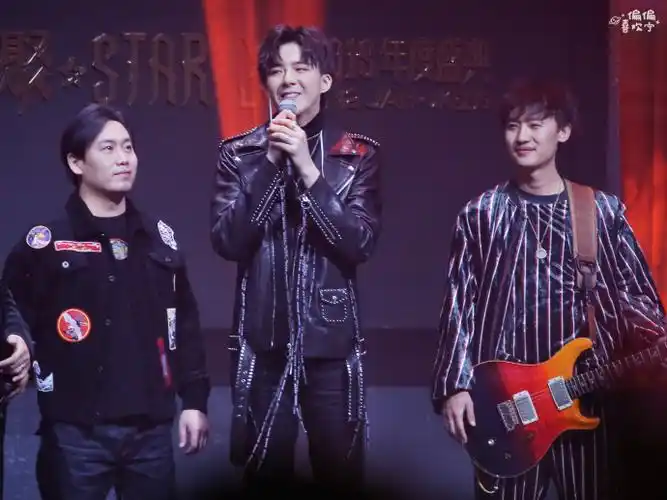 摩登兄弟刘宇宁2018神级舞台top5追光所至是他的舞台