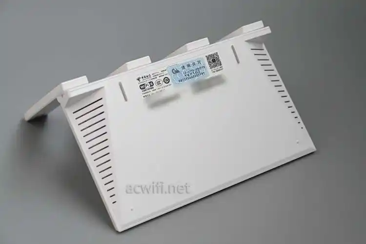 华为tc7102拆机,免费的东西就是香-路由器交流