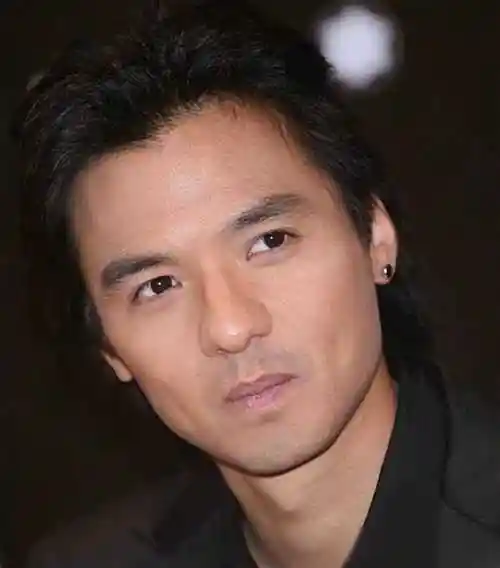 冯德伦:从风流到安稳,与舒淇携手人生