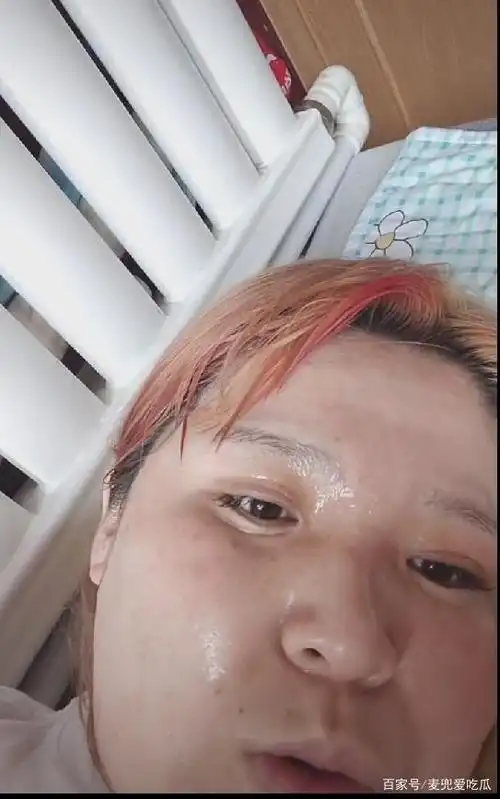 郭老师风波后首次现身?油光满面状态差,用小号喊话不会放弃