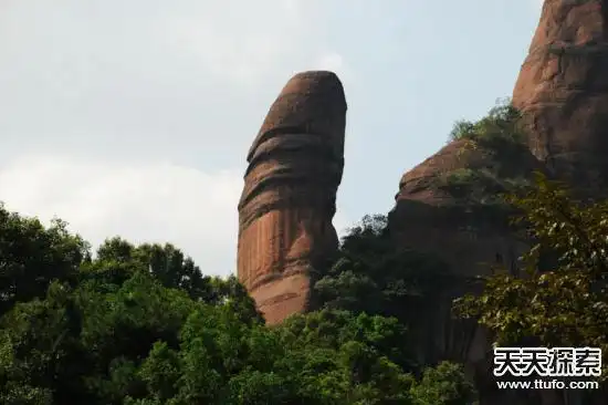 中国10大自然奇观令人脸红心跳 看完赞鬼斧神工