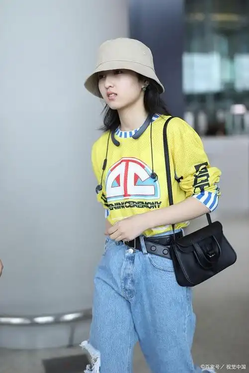 张子枫拍摄的时尚杂志大片,让你认识不一样的她