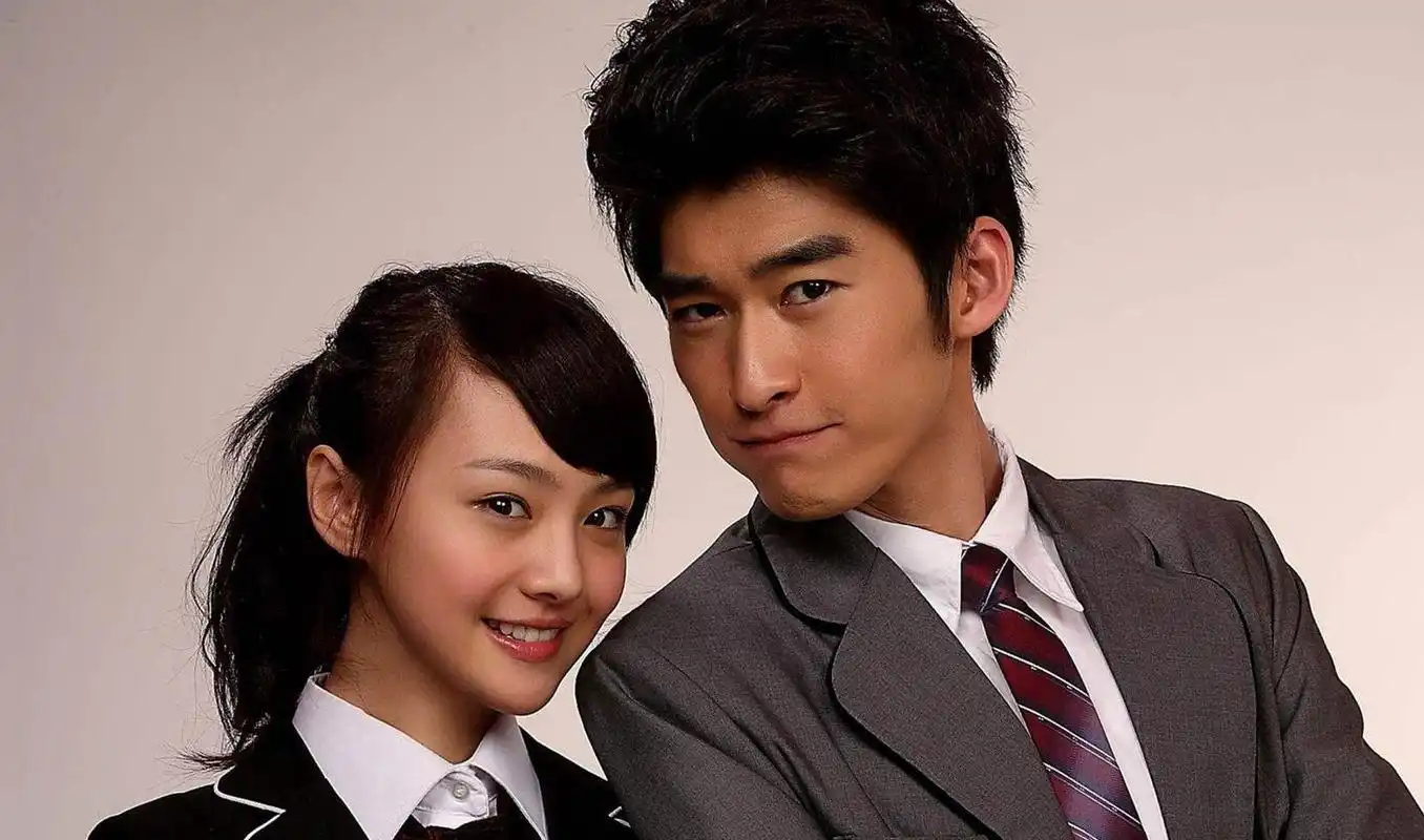 张翰独自外出就餐,疑被扒出跟郑爽分手内幕?网友:两人再无可能