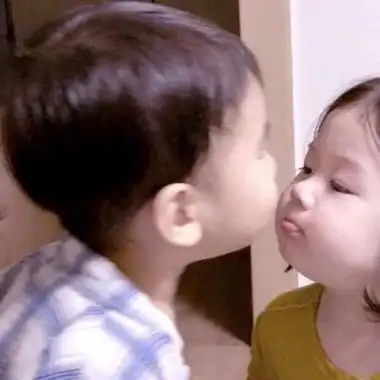 可爱萌娃情头两个人高清最火可爱萌娃情侣头像一对两张图片