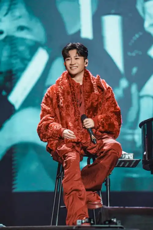 苏有朋超话@蘇有朋五湖四海,全国各地,不远万里,为爱相聚.