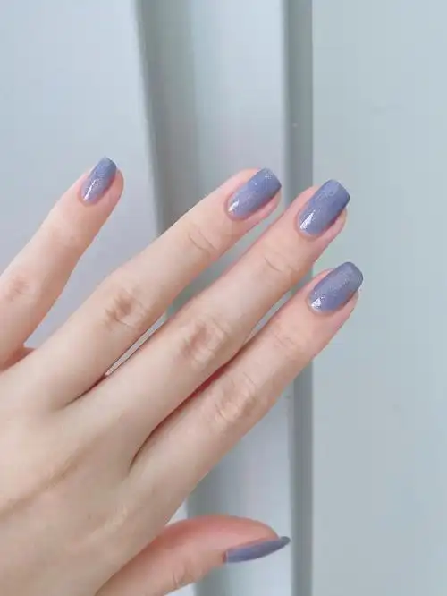 极度显白的细闪紫蓝色