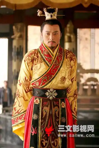 今天回来早,查百度,翻阅一下所有演过大唐王朝李世民