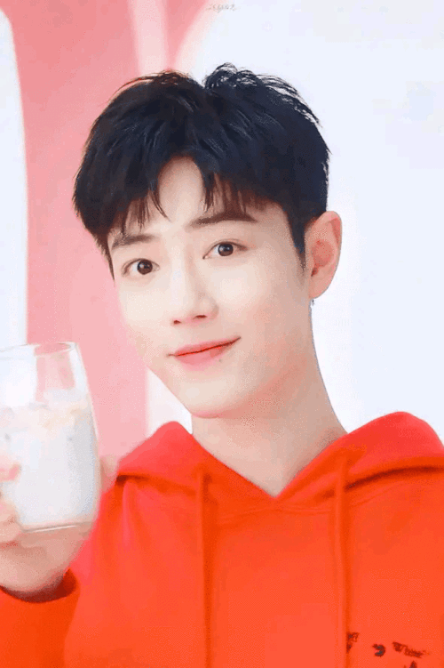 欧扎克承认且回应了"肖战便宜"事件,发表道歉声明!