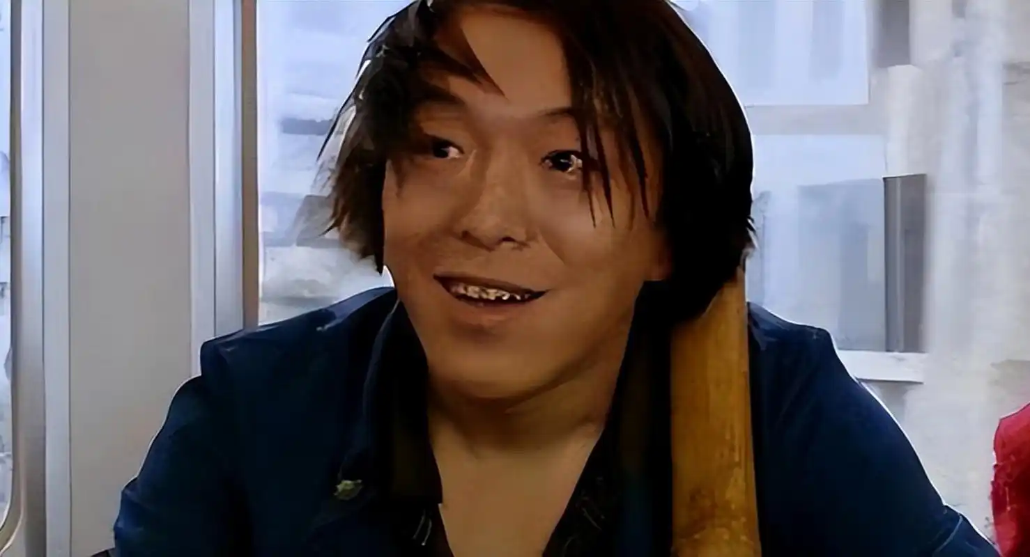 黄渤怎么变大头了