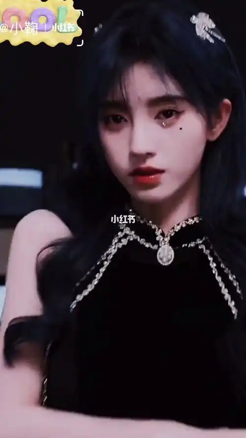 霸气的鞠婧祎又来啦