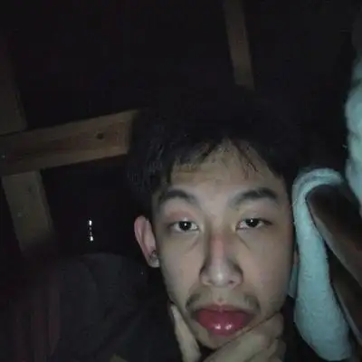 ins欧美风沙雕可爱男生头像