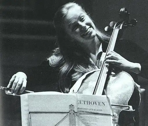 杰奎琳·杜普蕾( jacqueline du pré 1945—1987)