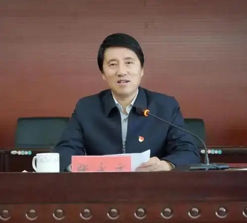 和林格尔县人民政府与草都集团举行关于建设国家级草牧业园区项目启动