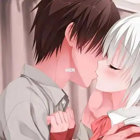 接吻情头撩人脸红的情侣头像