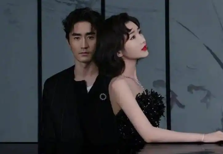 毛晓彤新恋情曝光情侣头像加上亲昵称呼戏里戏外默契十足