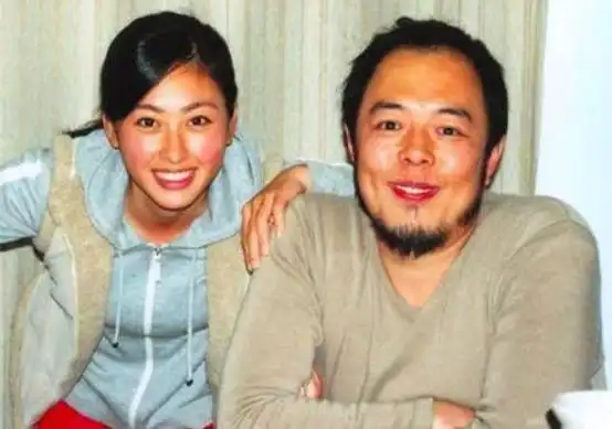 张铁林:抛弃波兰妻子,情断北影校花,57岁女友刘玉婉才是老伴