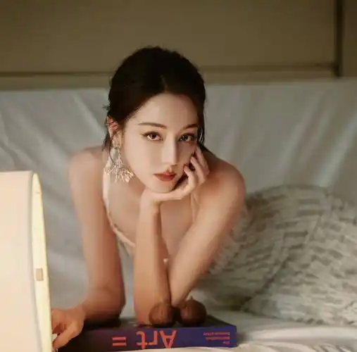 迪丽热巴注销工作室,疑似将要离开嘉行,粉丝提前庆祝_杨幂_该公司