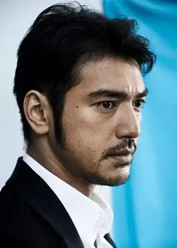 好看的男生鬓角设计 鬓角修剪技巧-发型教程-帅哥发型网