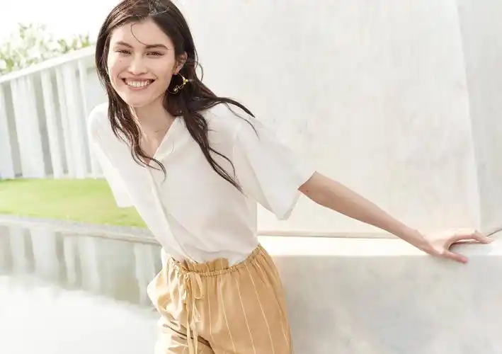 何穗拍摄eifini伊芙丽2018春夏广告大片