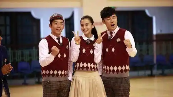 原创表白周冬雨网友都替angelababy害臊抠图催泪无演技洗不白