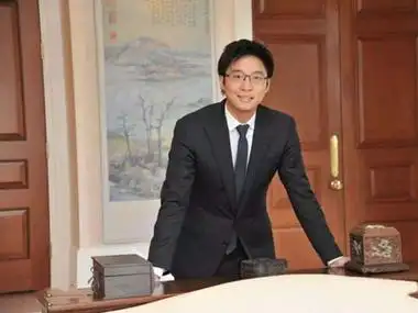 霍启仁生活挥霍无度?私生活被爆料不堪入目!