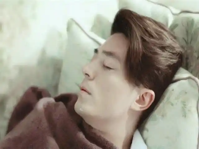 6大明星睡觉姿势,各有千秋,你们的睡姿和他们一样吗?