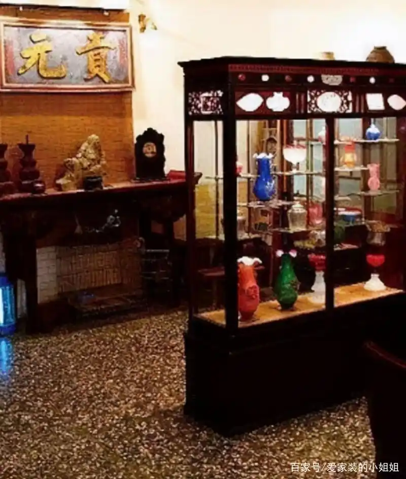 晒晒张信哲的豪宅,装修得太简单了,完全不像是明星住的家