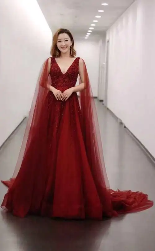 金美儿亮相中国国际艺术周和郭峰再度默契合作中国