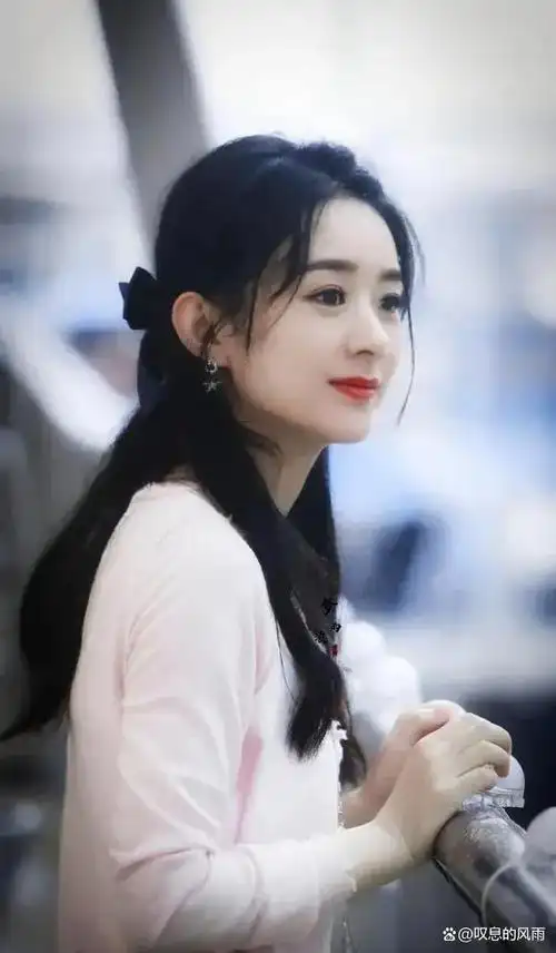 赵丽颖,中国内地女演员,出生于1987年10月16日,河北省廊坊市人.