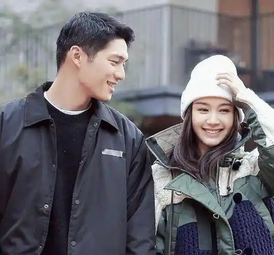 原创王子文晒与吴永恩合照两人甜蜜如初王子文素颜状态却被热议