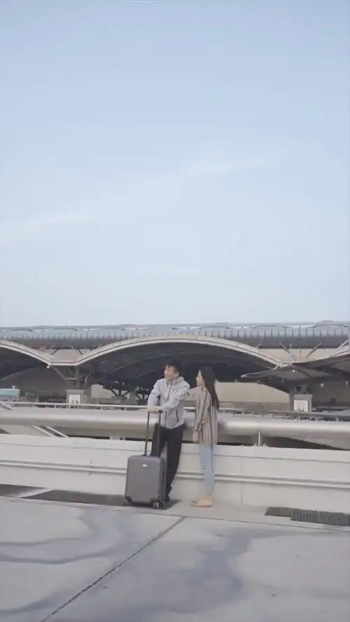 我们终究也成路人了