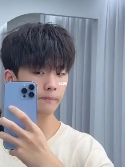 男生烫发男士短发男生发型推荐适合男生各种脸型的烫发发型#摩根烫