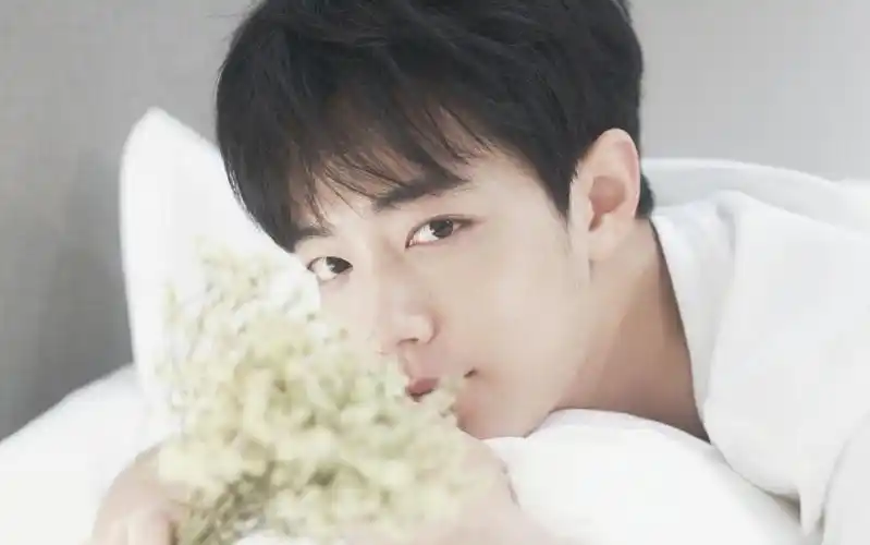 原创接二连三遭批评,始终冷静的肖战也逃不过流量宿命?