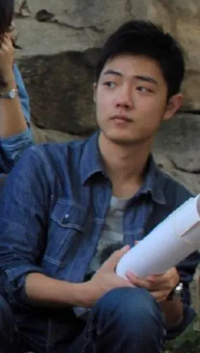 明星出道前的颜值你觉得龚俊可以稳压肖战邓伦吗