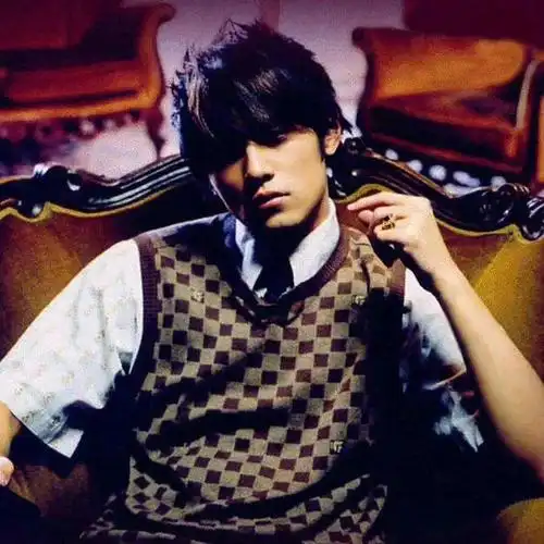 周杰伦的颜值属于路人以上吗